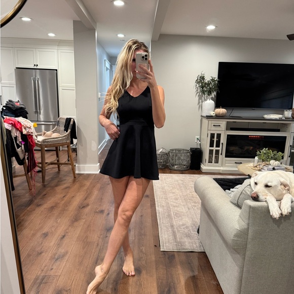 Abercrombie & Fitch Dress Size Small - Picture 2 of 3